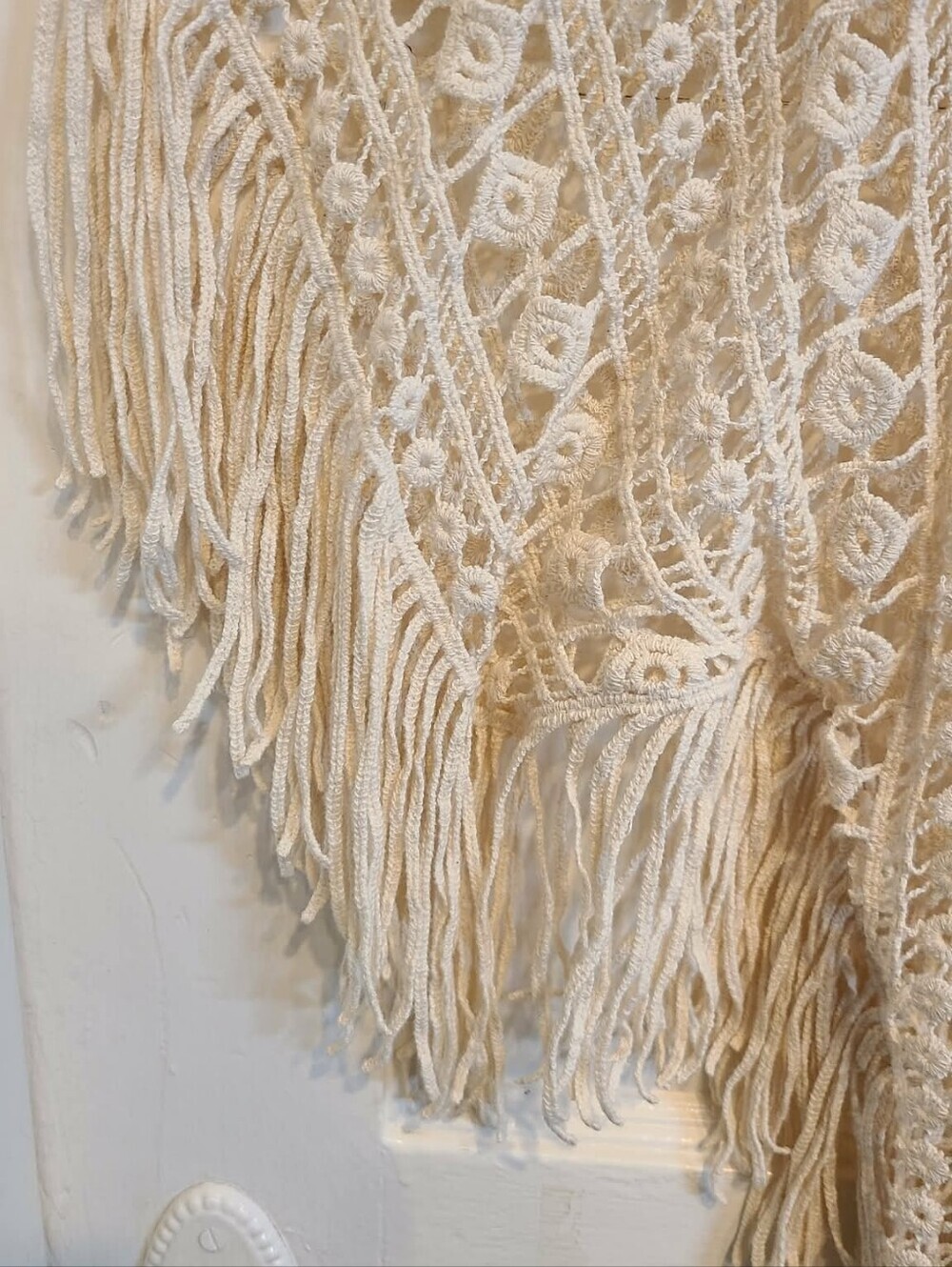 Blu Pepper Cream Crochet Fringe Top Size Small - Picture 3 of 6